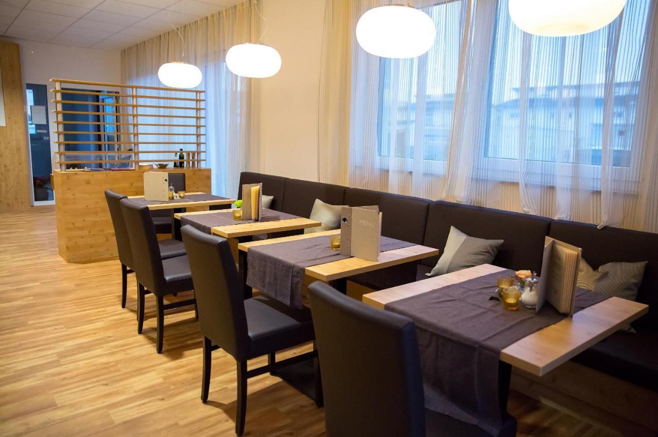 Plus Punkt Private Spa Weingarten  Dış mekan fotoğraf