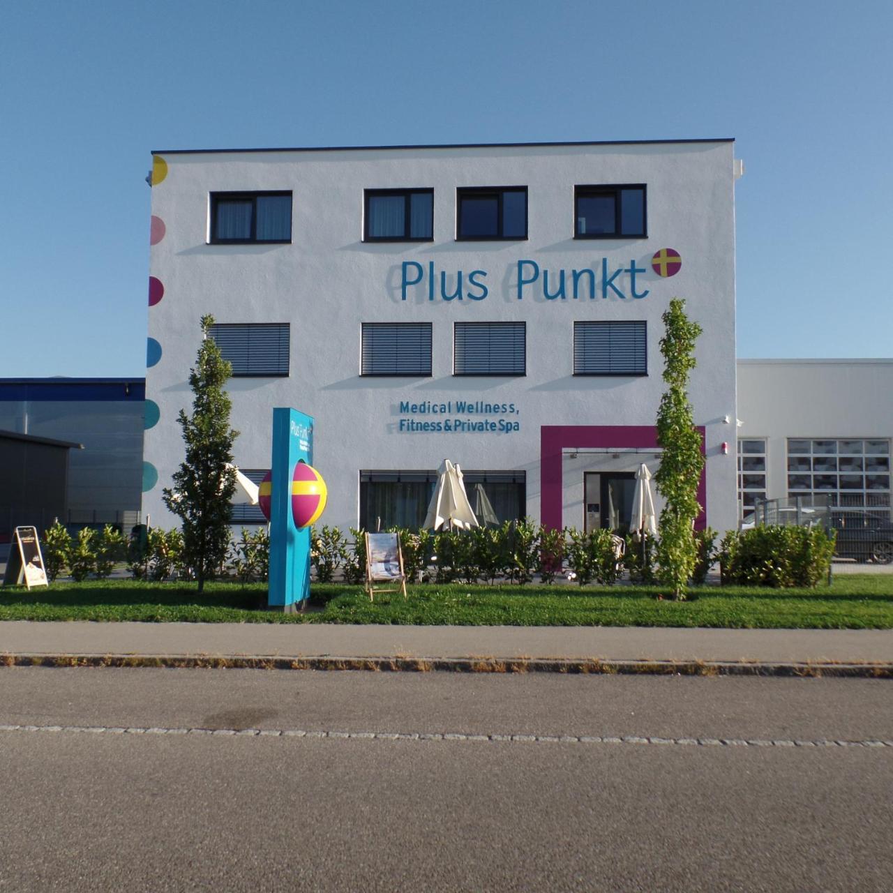 Plus Punkt Private Spa Weingarten  Dış mekan fotoğraf
